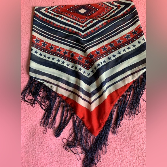 3 Patriotic Scarves. Great for summer celebrations - Picture 12 of 13